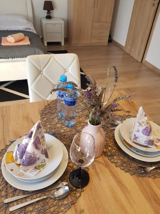 Apartament Lavender 耶莱尼亚古拉 外观 照片